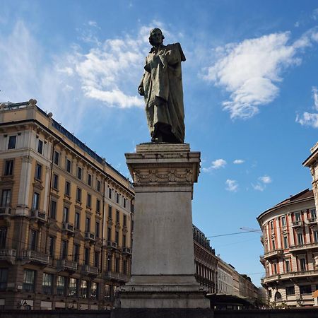 Suite Meravigli - Incredibile Posizione Duomo E Castello ميلان المظهر الخارجي الصورة
